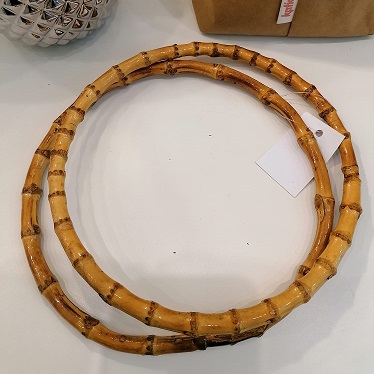 foto di coppia manici di bambù rotondi per borse